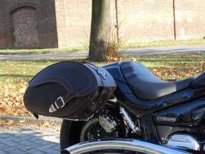 SAKWY MOTOCYKLOWE + SELAŻE SUZUKI M109R VZR 1800r
