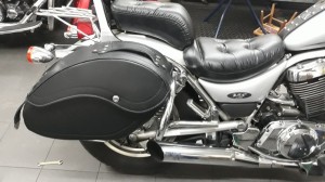 SAKWY + STELAŻE SUZUKI VS 800 VS750 VS600