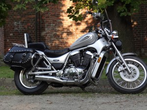 Gmole sakw + stelaże + przedłużenie kier. Suzuki VS800 vs 800 vs750 vs600